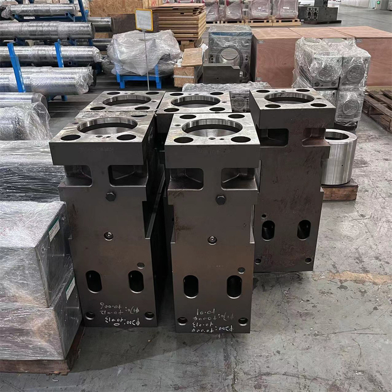 42CrMo HB20G Hydraulic Breaker Cylinder Hydraulic Breaker Spare Parts  DS13C